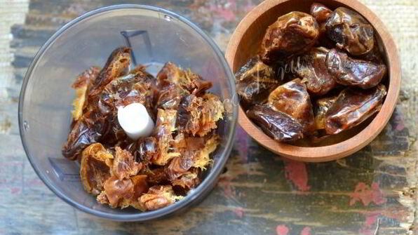 шоколадный брауни с кунжутом и семечками