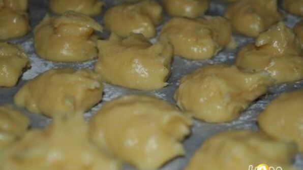 швейцарские заварные пирожные с яблочным кремом