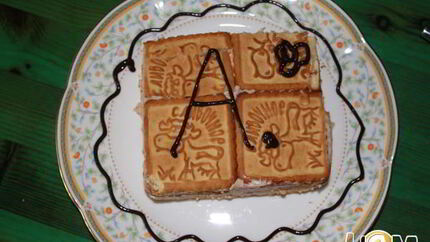 Творожное пирожное на печенье