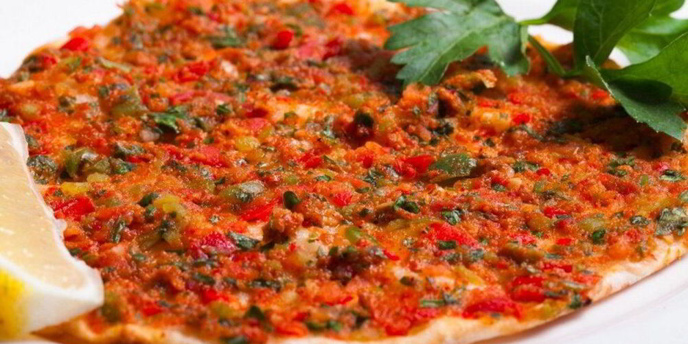 Рецепт лахмаджун с говяжьим фаршем и овощами