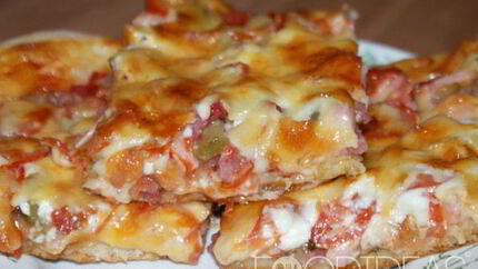 Пицца двухслойная с дрожжевым тестом и лавашом