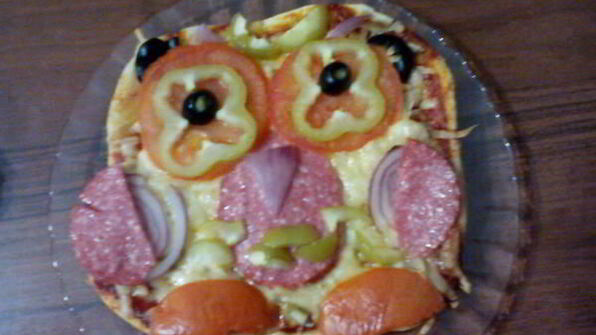 пицца на хэллоуин — дракула и сова