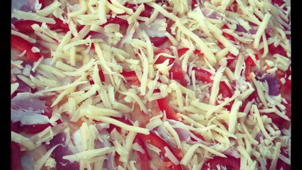 пицца с горчичкой