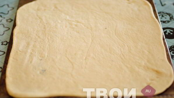 пицца с картофелем, розмарином и тимьяном