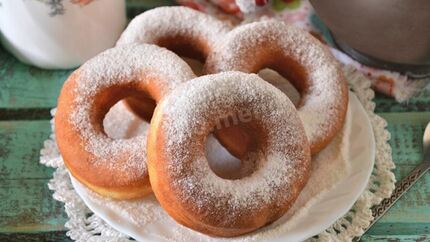 Пончики на кефире классические