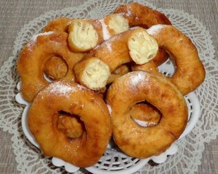 Пончики на кефире за 15 минут