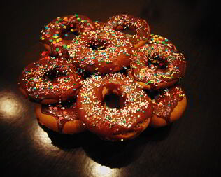 Пончики с глазурью