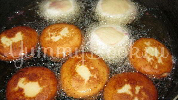 пончики с вишней