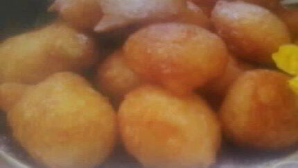 Пончики творожные со сметаной