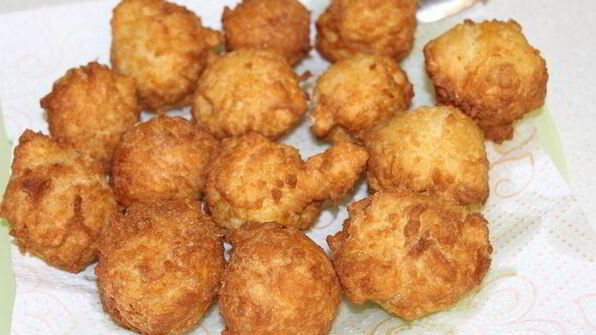 пончики zeppole с апельсиновым ароматом и нежностью яблока