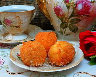 Сырные пончики