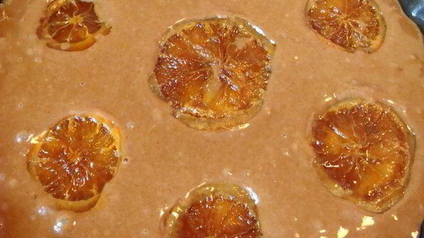 коврижка на гранатовом соке с карамелизированными апельсинами