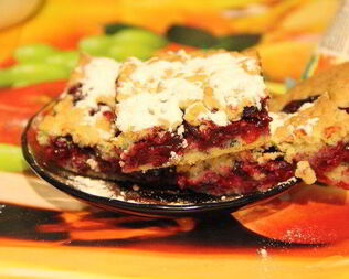 Коврижка с брусникой