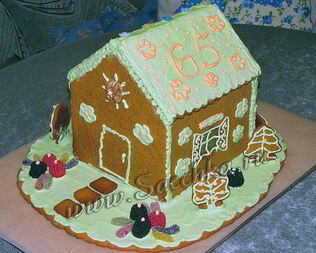 Новогодний пряничный домик