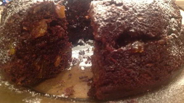 постная коврижка с миндалем, изюмом и черносливом