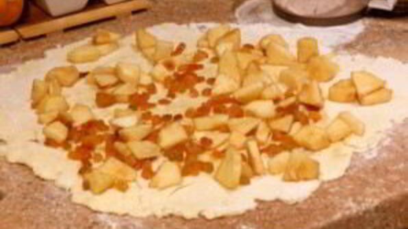 рулетики из творожного теста