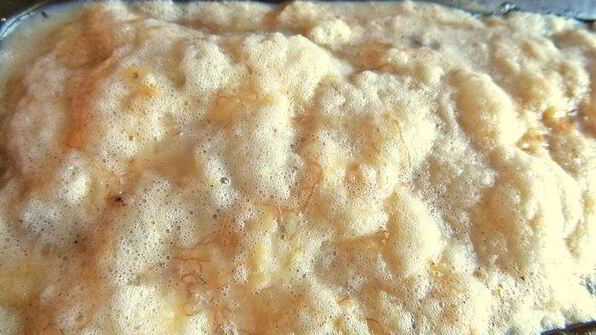 хлебная шарлотка яблочно-ягодная