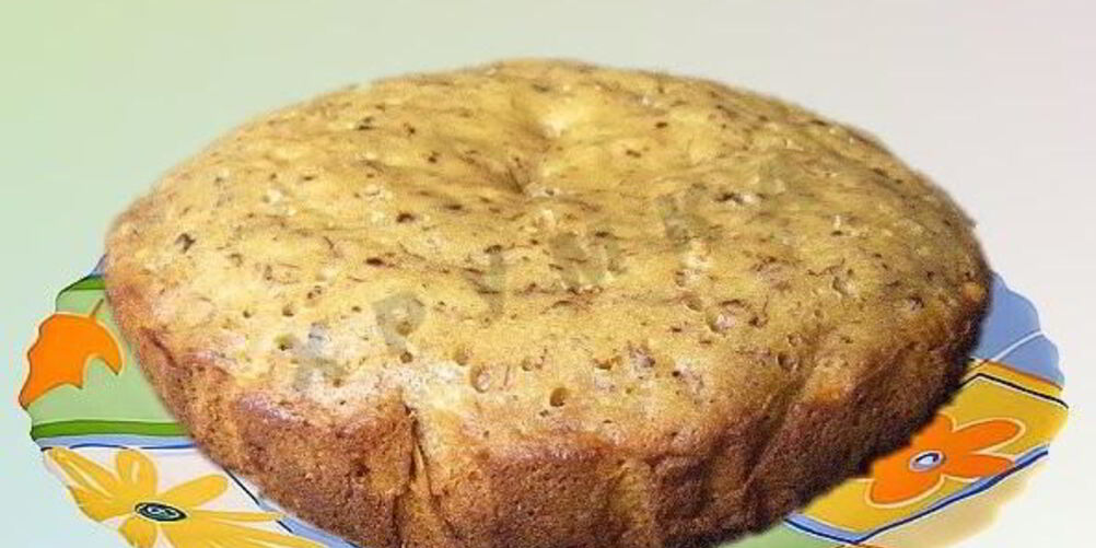 Рецепт шарлотки с бананами в мультиварке