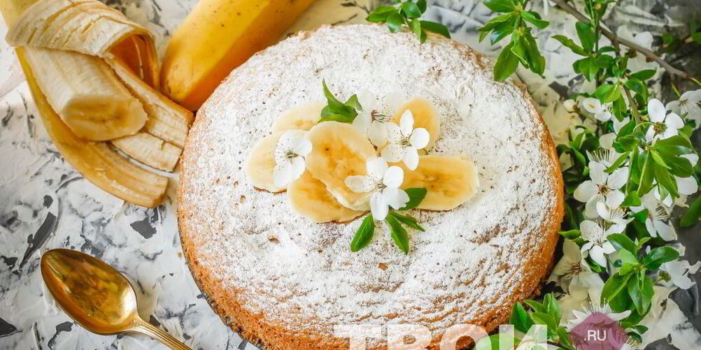 Рецепт шарлотки с бананами