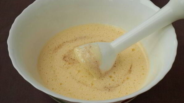 шарлотка с грушами