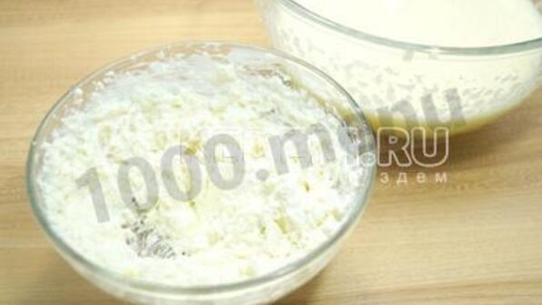 шарлотка с творогом и яблоками