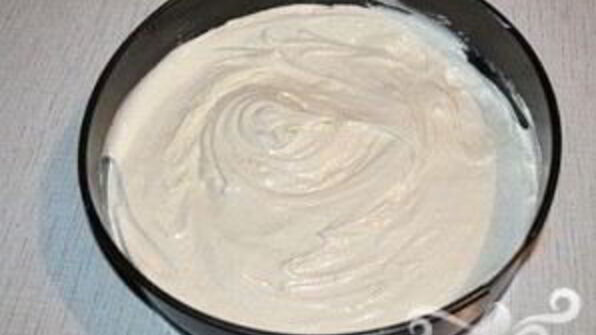 шарлотка с вишней