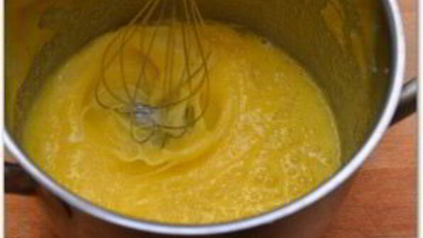 шарлотка с яблоками без разрыхлителя