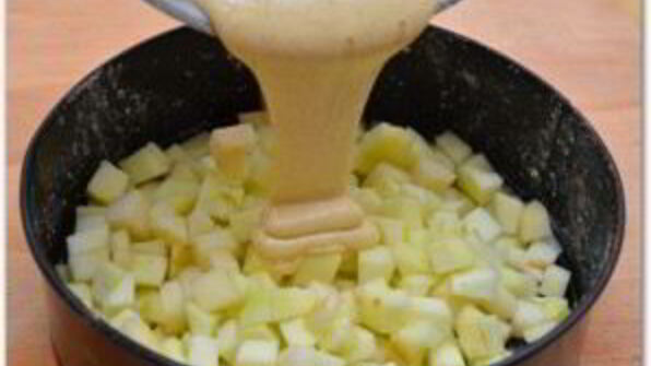 шарлотка с яблоками без разрыхлителя