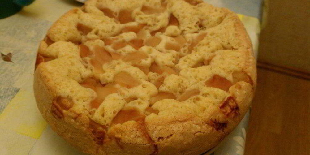 Рецепт яблочного пирога шарлотка