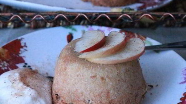 яблочные шарлотки