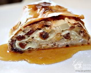 Грушево-творожный штрудель