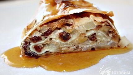 Грушево-творожный штрудель