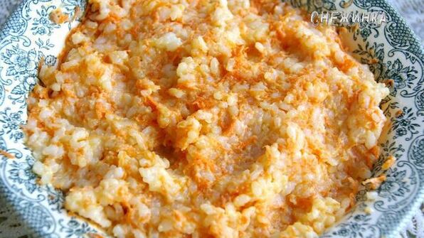 рисовый штрудель с томатно-яблочным джемом