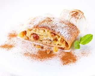 Штрудель из слоеного теста