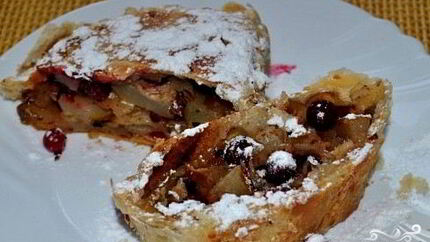 Штрудель с грушей