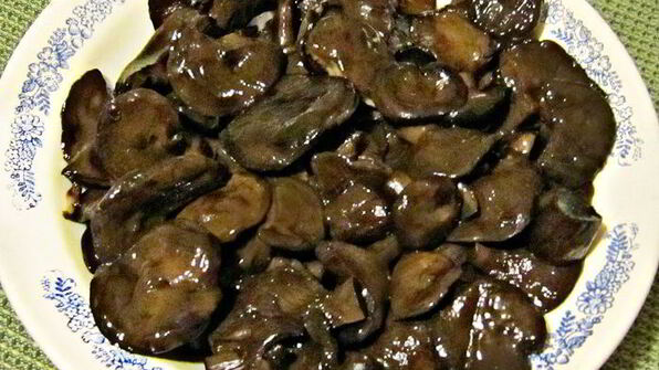 штрудель с лесными грибами и сыром бри