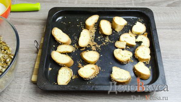 штрудель с яблоками, изюмом и грецкими орехами