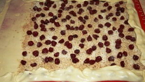 вишневый штрудель