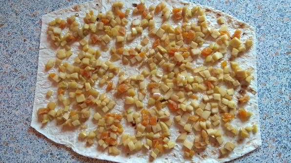 яблочный штрудель из лаваша