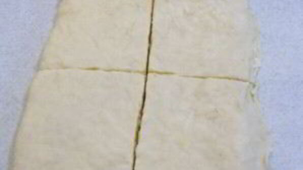 слойки с сулугуни