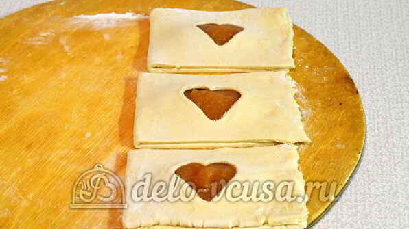 слойки с яблочным пюре