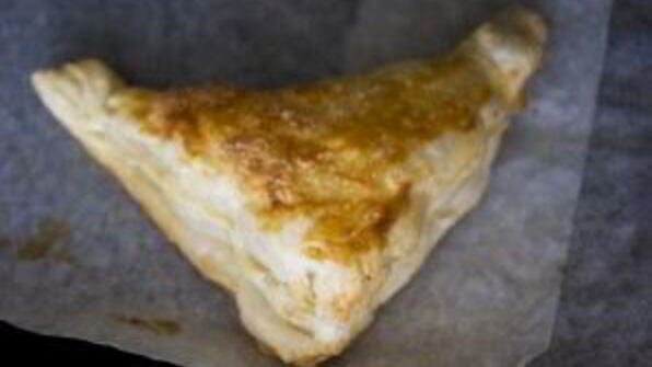 слойки с яблоками