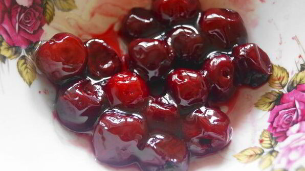 сырники с медовыми вишнями