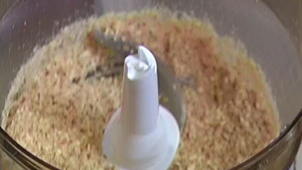 творожник с изюмом и миндалем