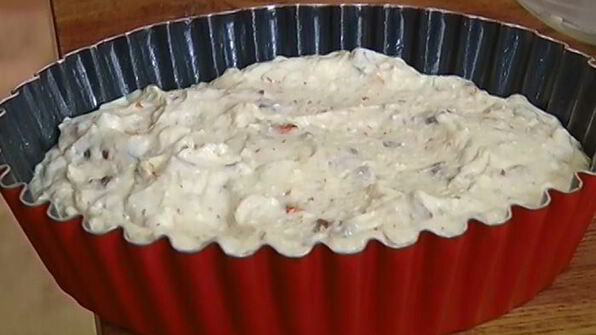 творожник с изюмом и миндалем