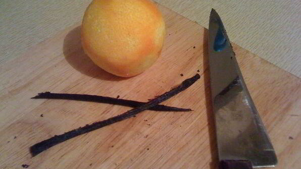 ванильно-апельсиновые сырники с апельсиновым кердом