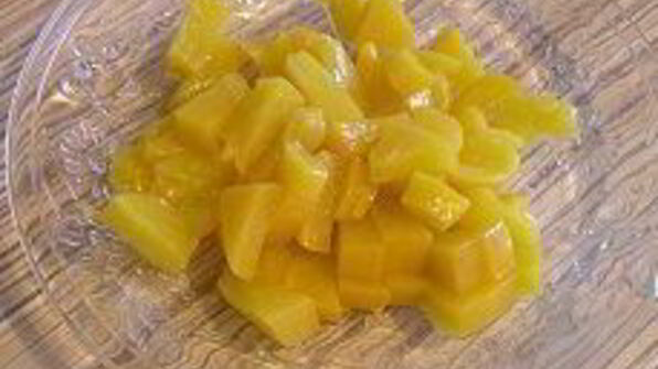 воскресные сырники с персиками