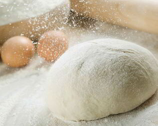 Тесто на кефире для мясных пирогов