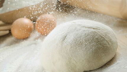 Тесто на кефире для мясных пирогов