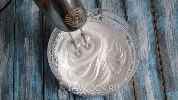 бисквитный торт с безе